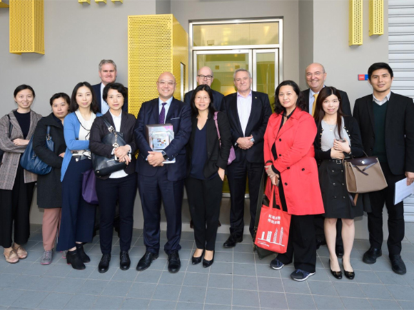 A delegation from InvestHK visited the NFF Lab on 6th December 2017.